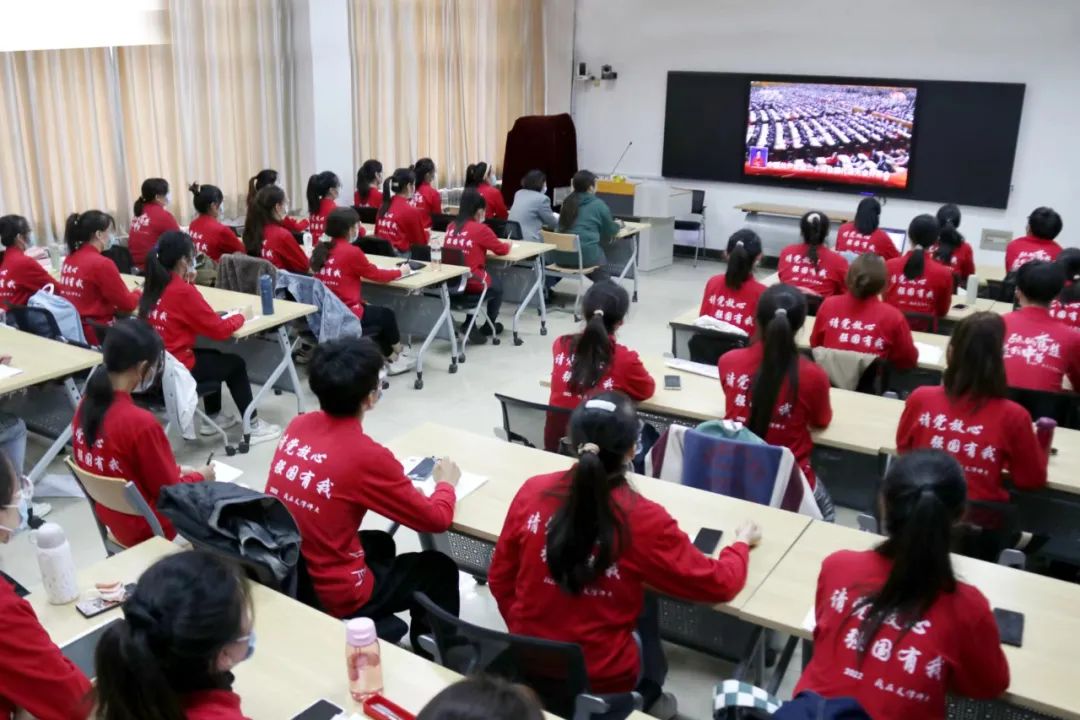 共同关注这一历史性的盛会