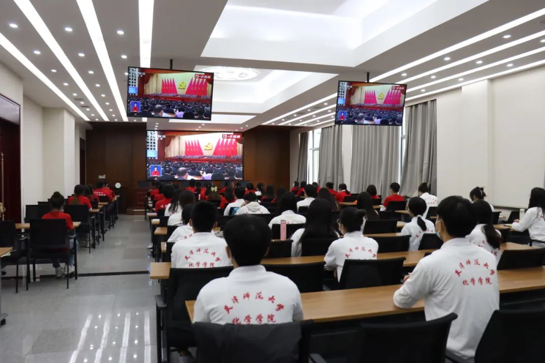 广播等多种方式认真收听收看党的二十大