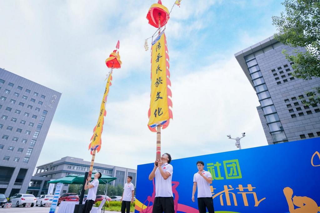 校园生活等热点问题