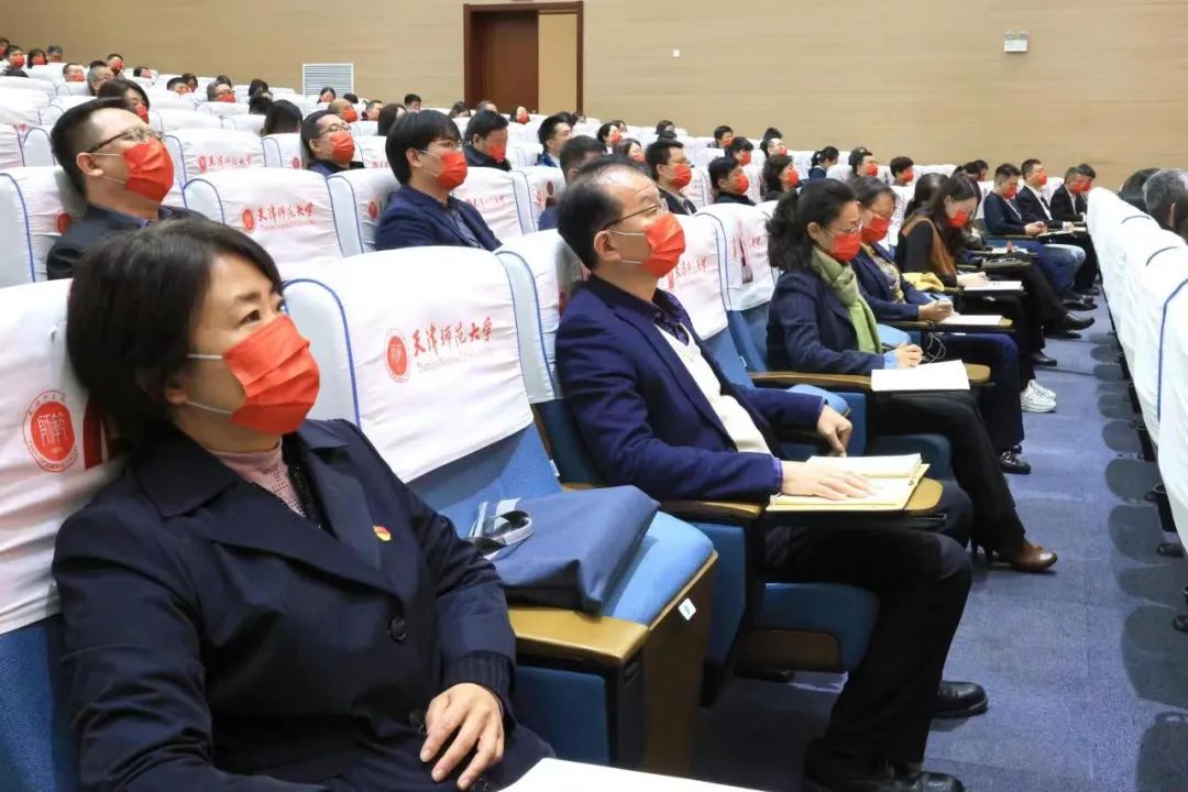 安博app下载网站最新版下载党员干部